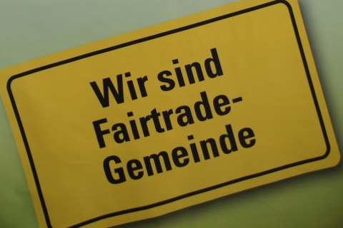 Infostand zur Fairtrade Gemeinde Petershausen beim Petershausener Marktplatzfest