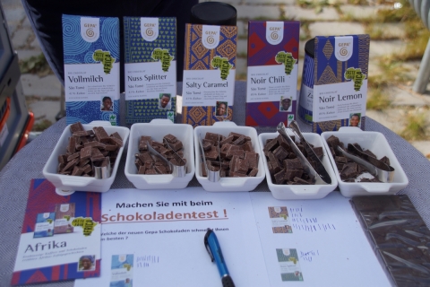 „Taste Fair Afrika“ – Schokoladentest beim Kirchweihfest