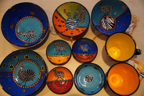 Noch bis Mitte Februar im Sortiment: Isuna-Keramik aus Südafrika