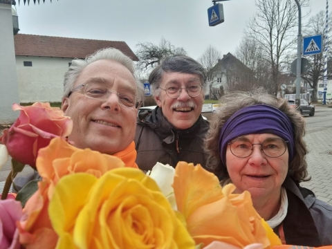Faire Flower Power am Valentinstag in Petershausen
