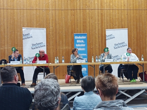 Alle vier Bügermeister-Kandidaten für die Fairtrade-Gemeinde