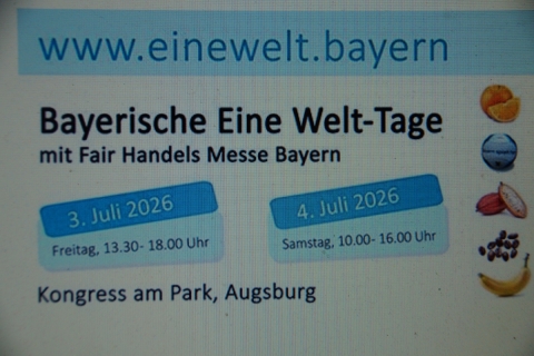 Bayerische Eine Welt -Tage mit Fair Handelsmesse Bayern- Einige Mitarbeiterinnen des Fairkaufladens nahmen daran teil